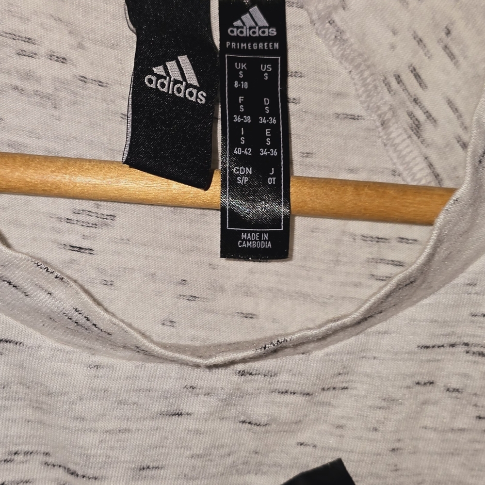 ADIDAS - Tank - Picture 2 of 2